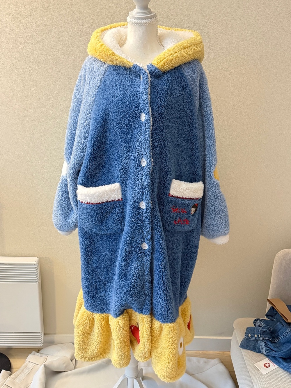Snowwhite Plush Robe